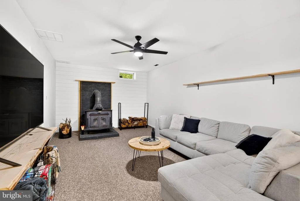 Photo of 2317 HARKINS ROAD