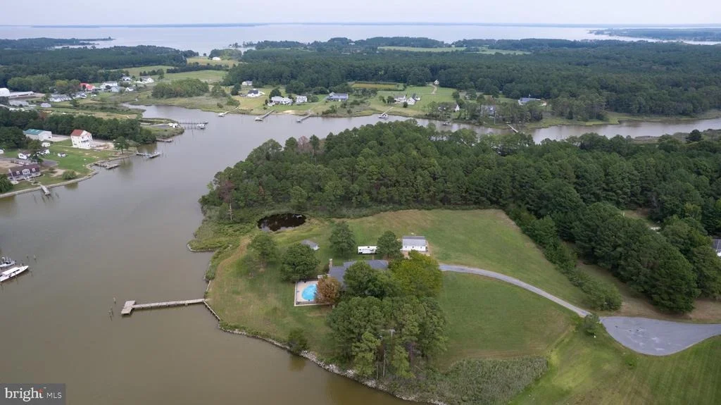 Photo of 1001 WAGNER POINT ROAD