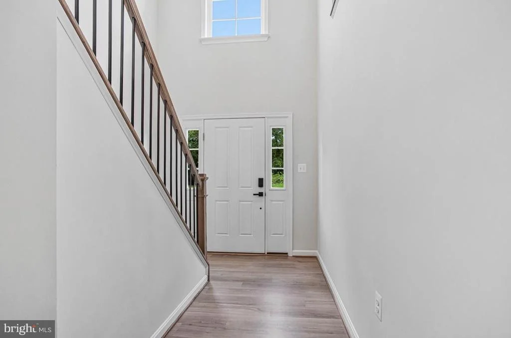 Photo of 10 POPLAR LANE