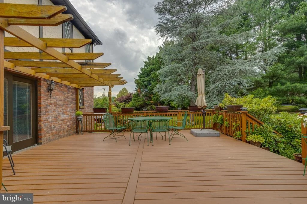 Photo of 2300 KINGS ARMS DRIVE