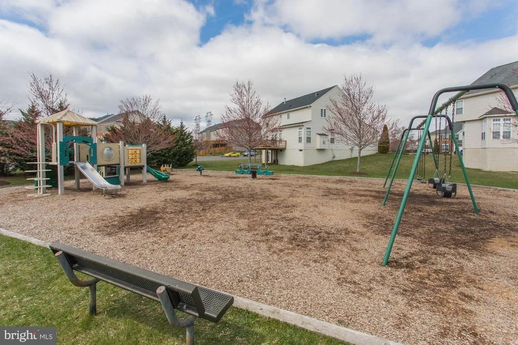 Photo of 25257 OPPORTUNITY DRIVE