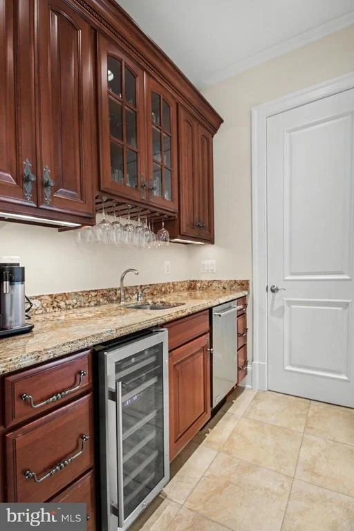 Photo of 5985 SAINT CATHERINES LANE