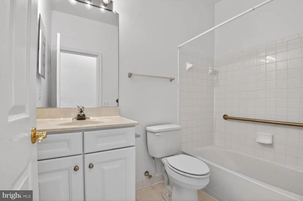 Photo of 17602 FOUR SEASONS DRIVE