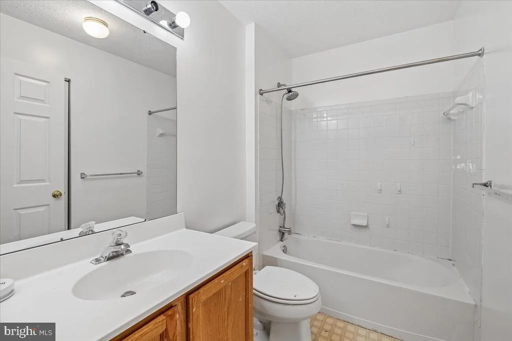 Photo of 3220 ORIENT FISHTAIL ROAD