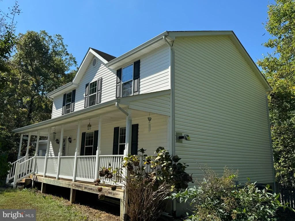 Photo of 1008 GRINGO LANE