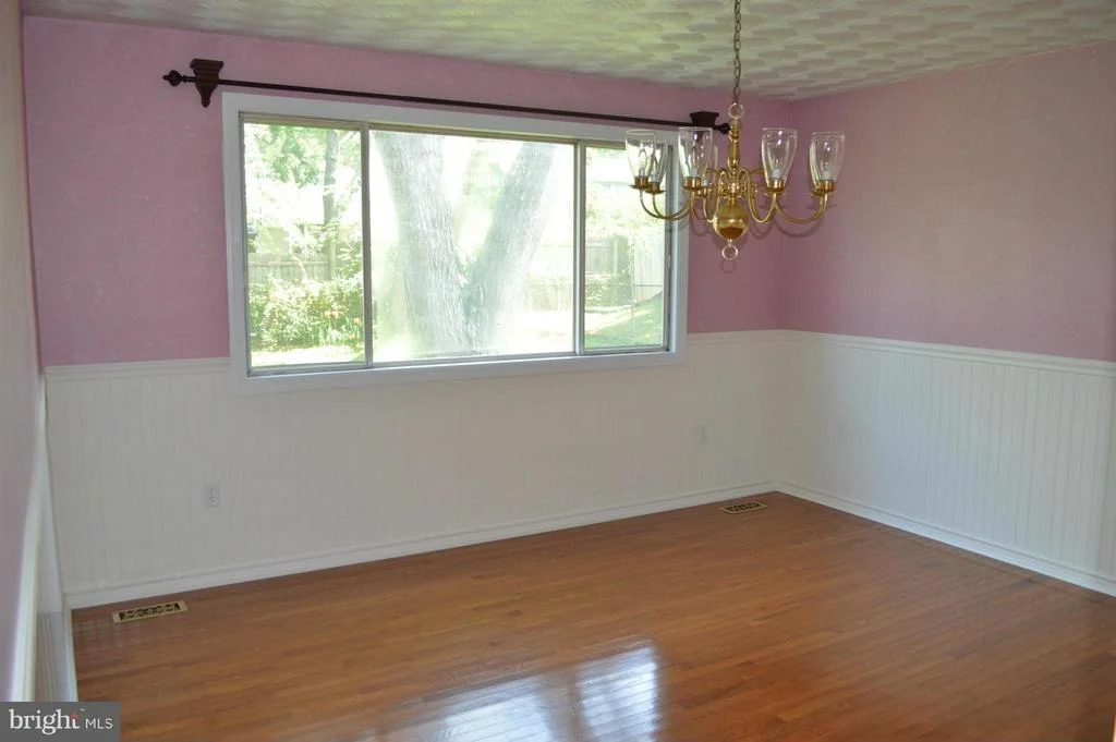 Photo of 333 PARK HALL S