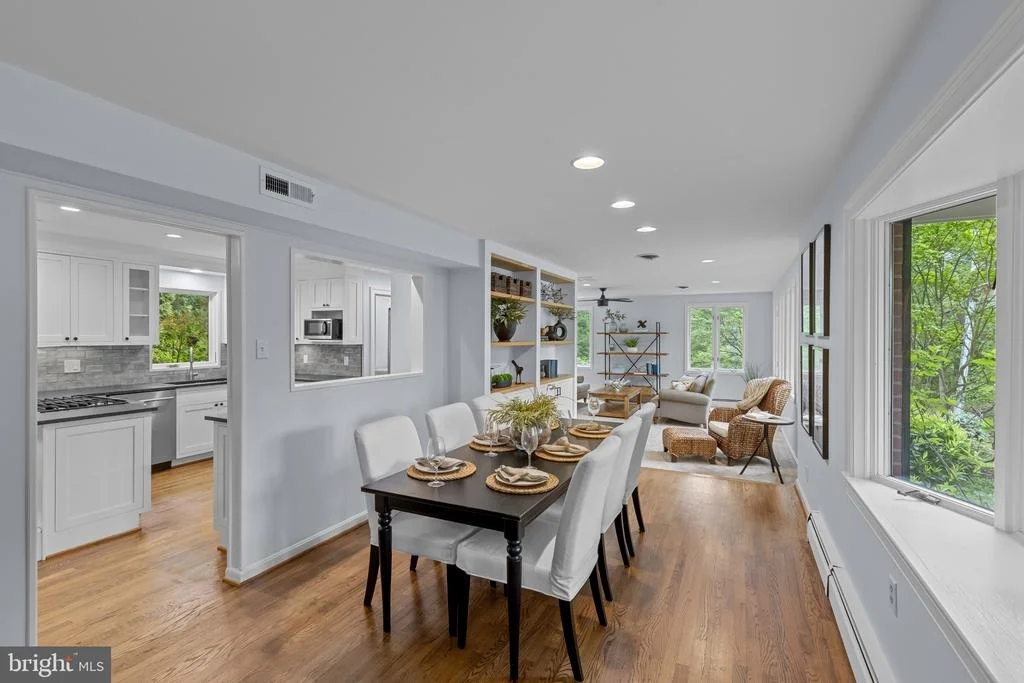 Photo of 2611 OGLETON ROAD