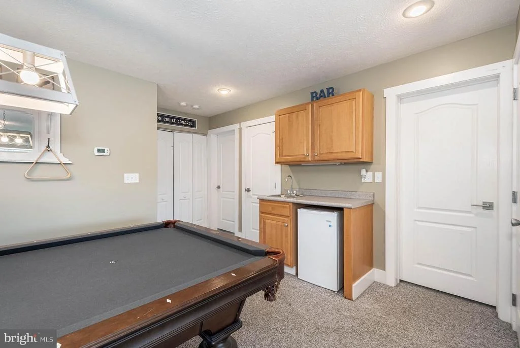Photo of 25 SILVER TREE LANE