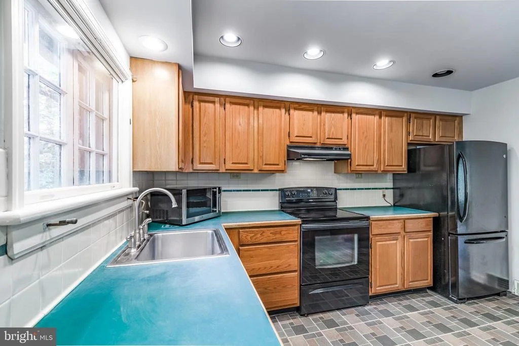 Photo of 7503 RIDGE ROAD