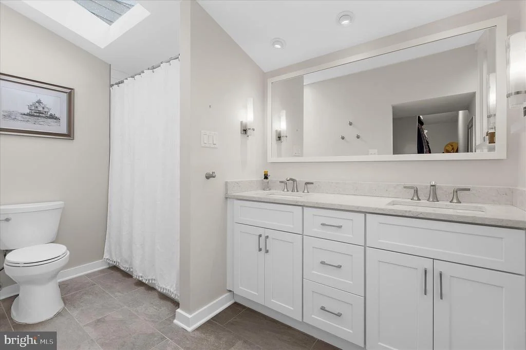 Photo of 2642 QUEEN ANNE CIRCLE