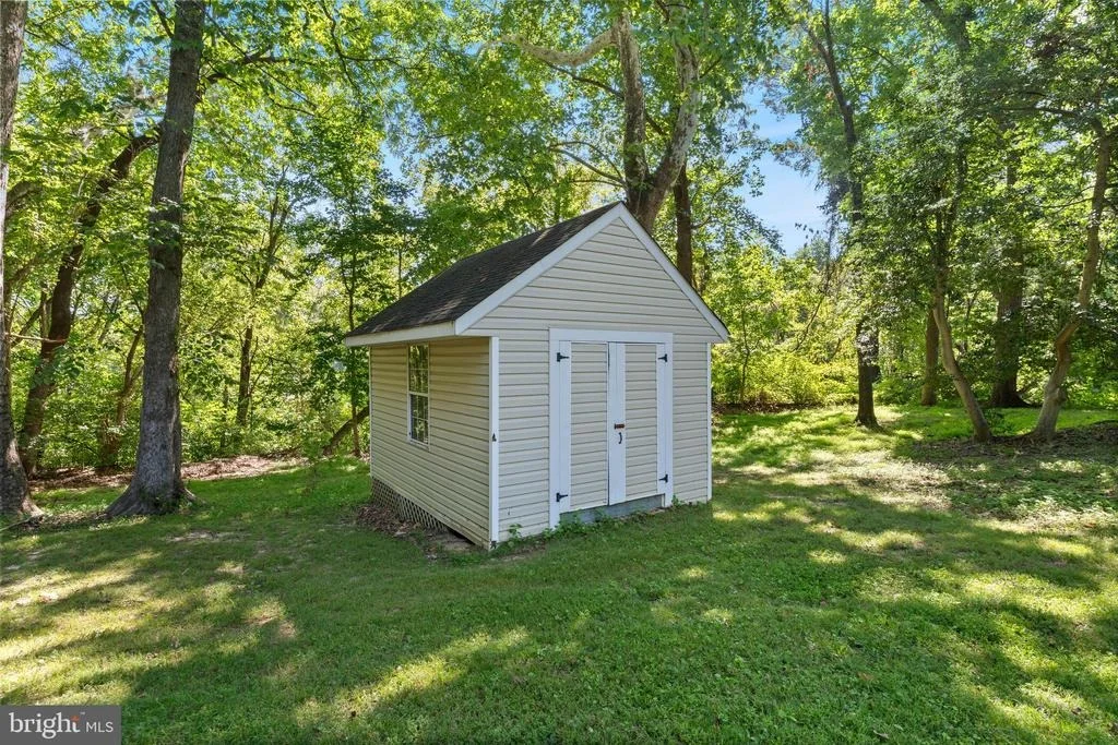 Photo of 11219 LAKEVIEW DRIVE
