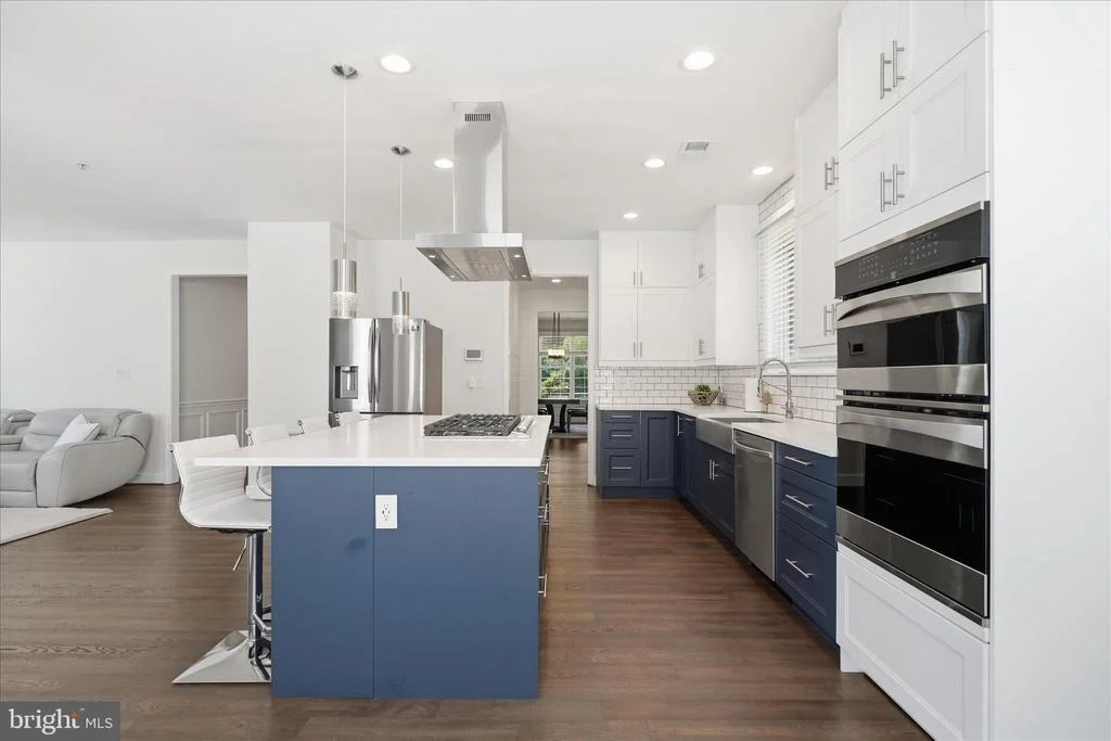 Photo of 23121 FREDERICK ROAD