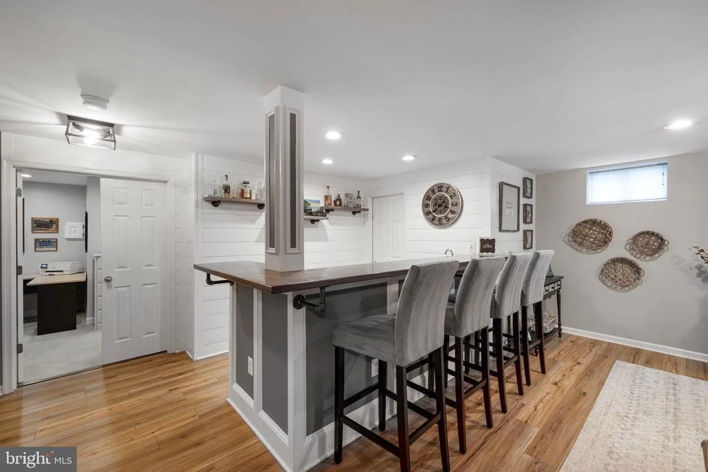 Photo of 9693 ROYAL CREST CIR