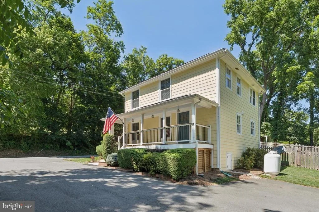 Photo of 18280 CLAYTON HALL ROAD
