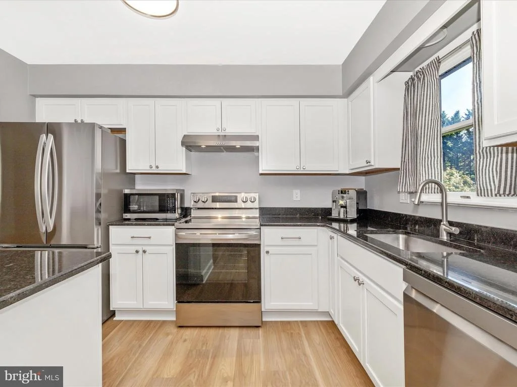 Photo of 7291 BEECHTREE LANE