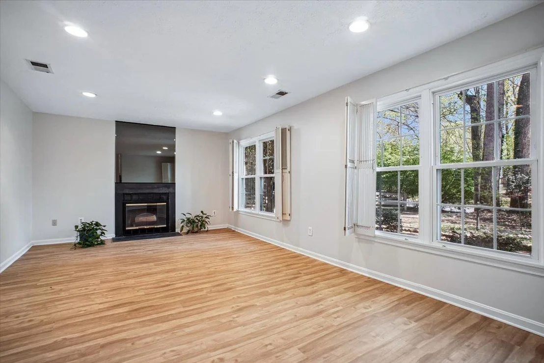 Photo of 11104 LORAN ROAD