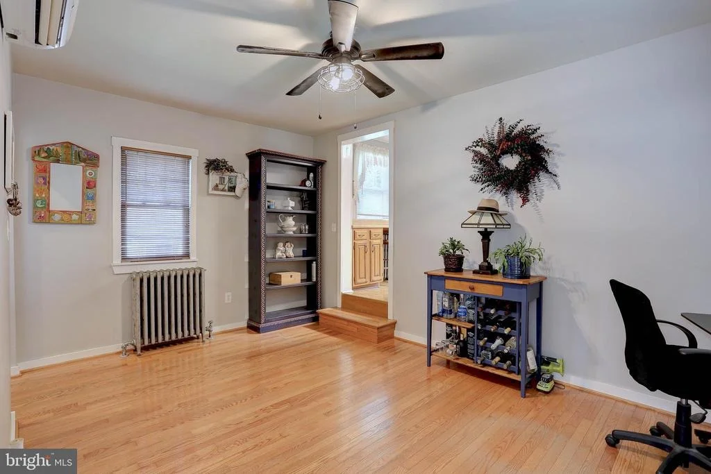 Photo of 4933 LANDING ROAD