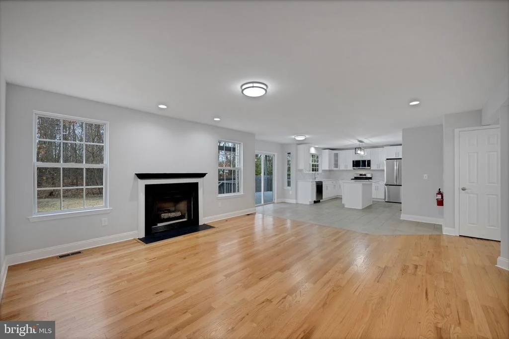 Photo of 319 W FOX TRAIL