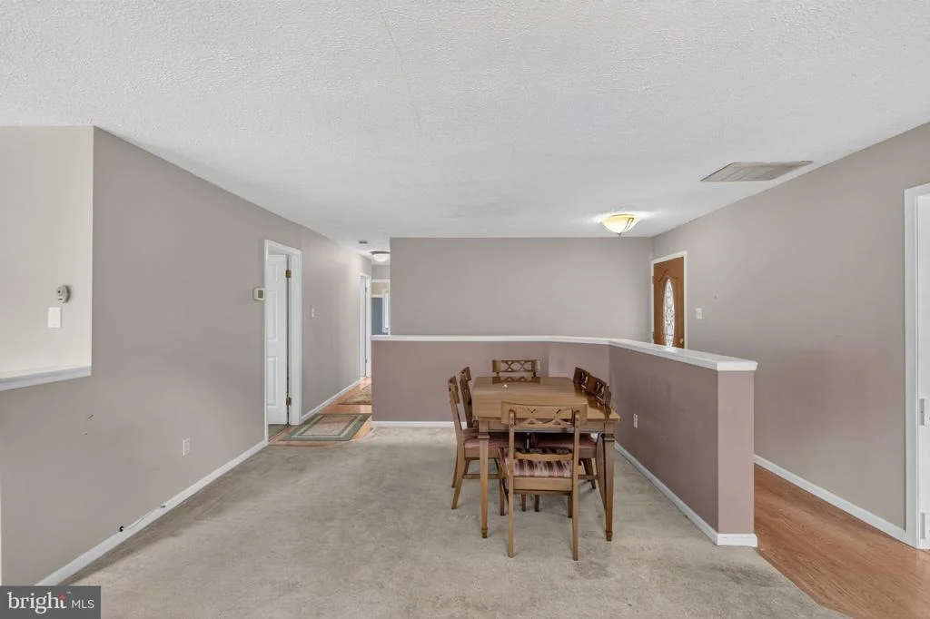 Photo of 2220 HALLOW LANE