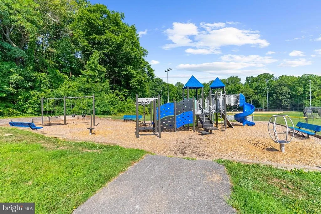 Photo of 3443 S RIVER TERRACE