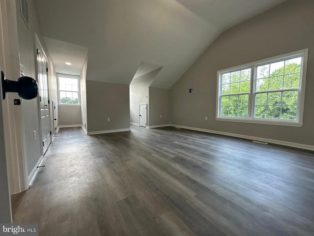 Photo of 43997 NEEDMORE COURT