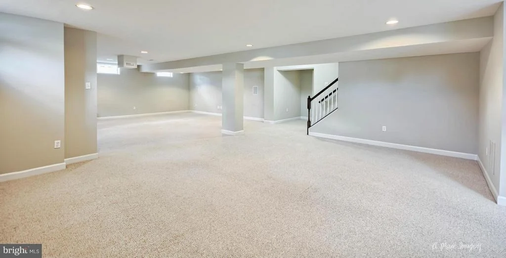 Photo of 402 GLENBROOK DRIVE