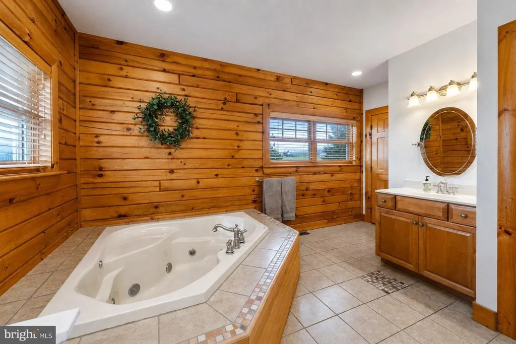 Photo of 282 LAKEFRONT LINKS DRIVE