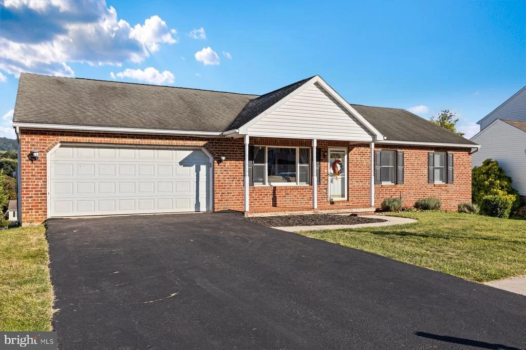 Photo of 65 BYRON DRIVE