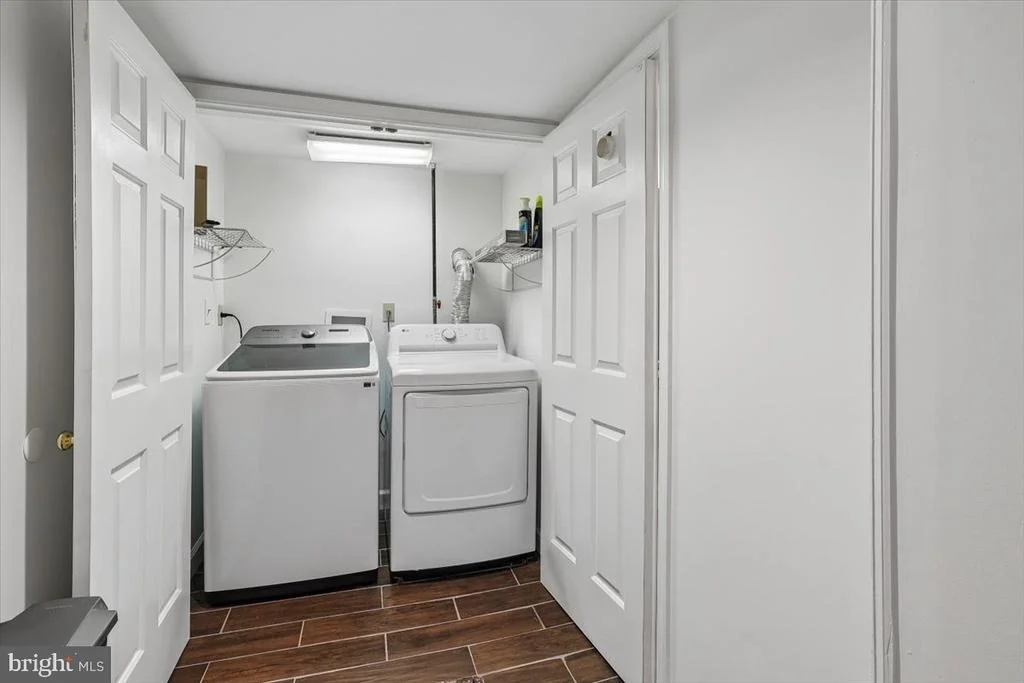Photo of 1501 CREST ROAD