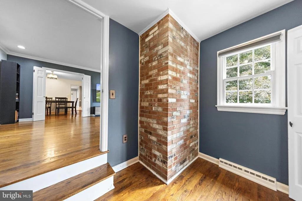 Photo of 186 FAIRVIEW ROAD
