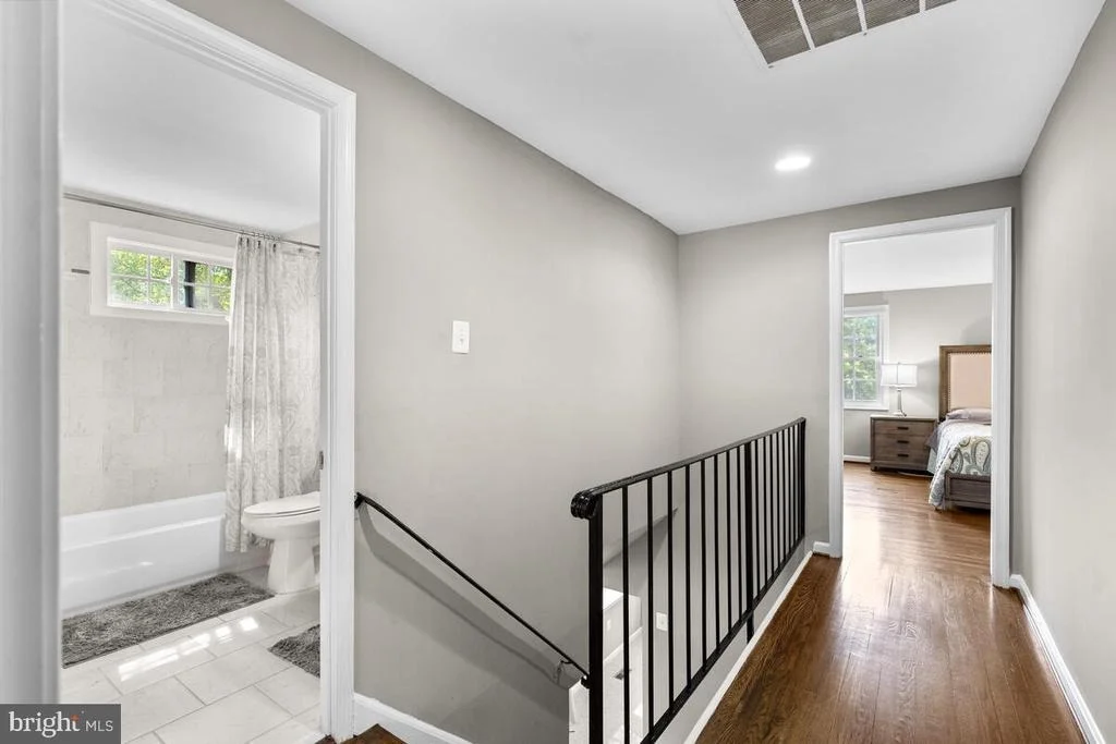 Photo of 14028 BREEZE HILL LANE