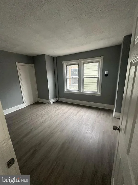 Photo of 32 DELAWAREVIEW AVENUE