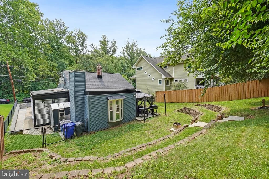 Photo of 4313 IVY GLEN ROAD
