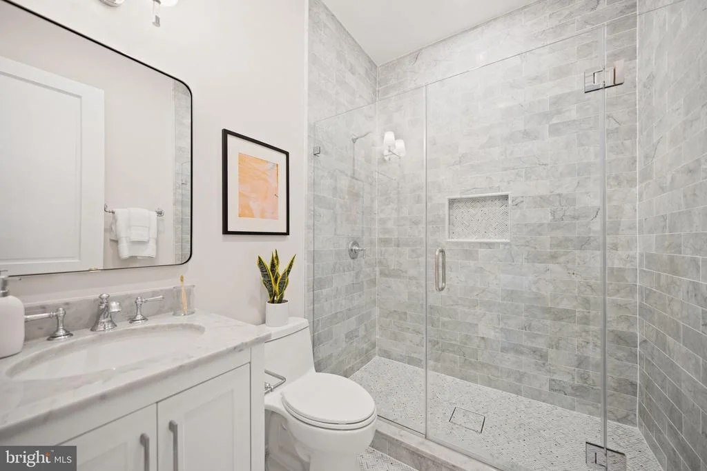 Photo of 5125 UPTON STREET NW