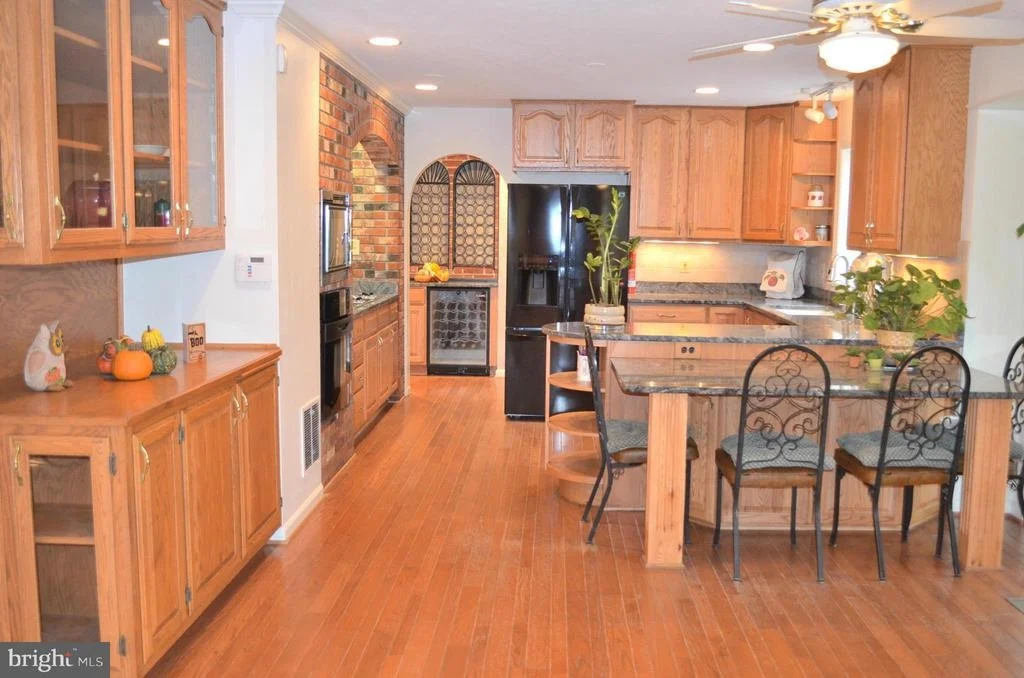 Photo of 7990 WHITTING DRIVE