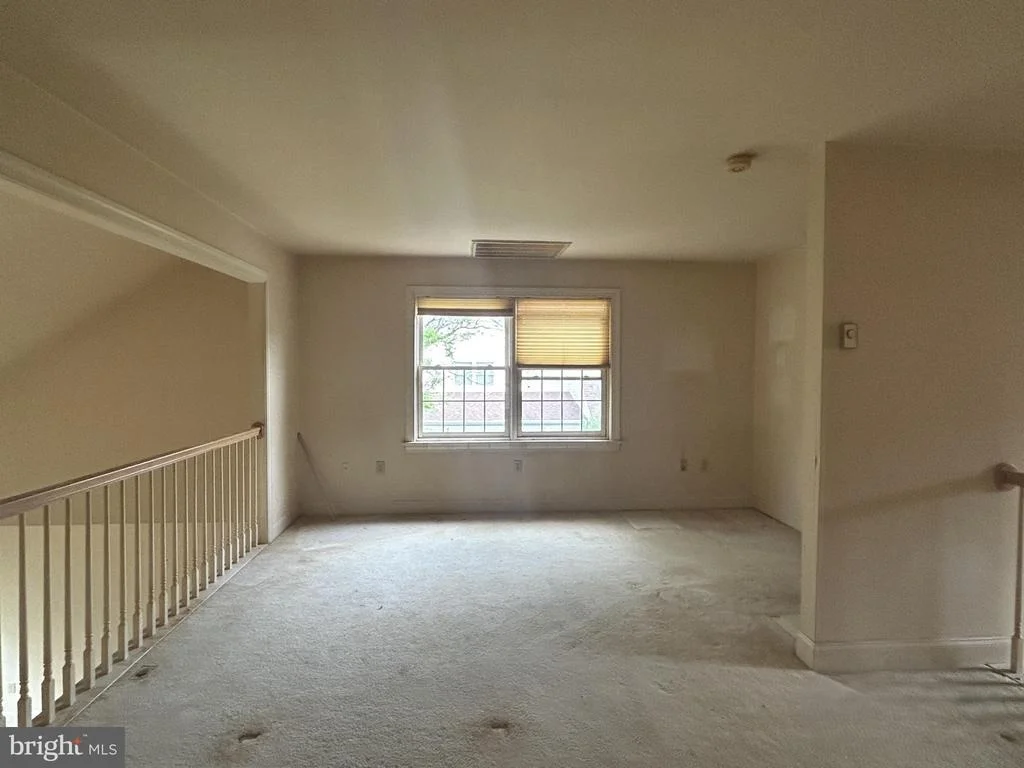 Photo of 18804 DOVER DRIVE