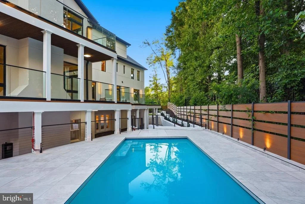 Photo of 1124 SAVILE LANE
