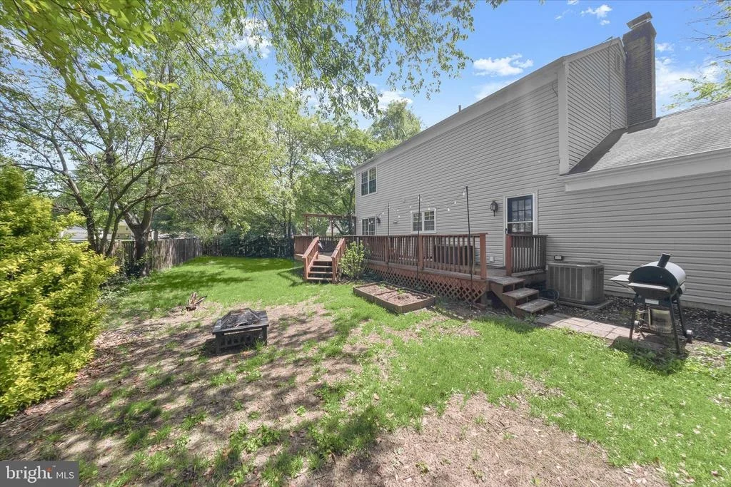 Photo of 15702 APPLETON COURT