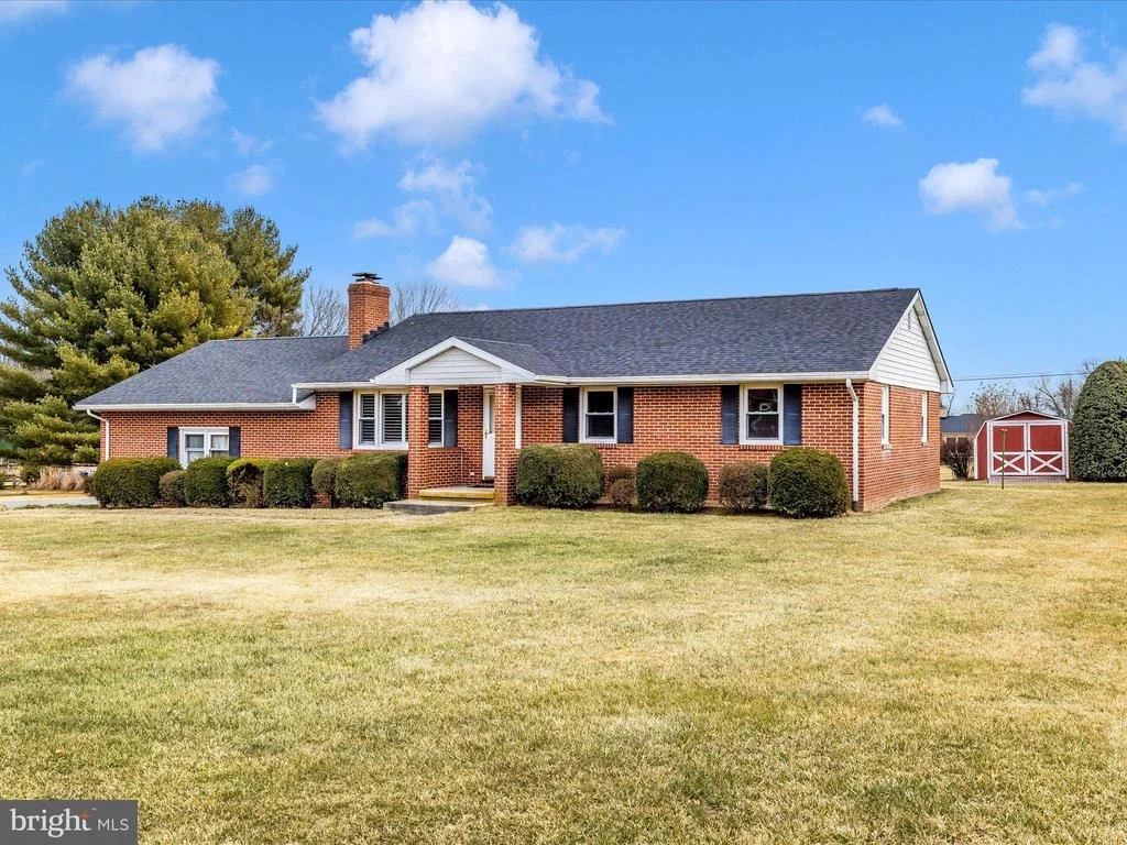 Photo of 9484 POCONO DRIVE