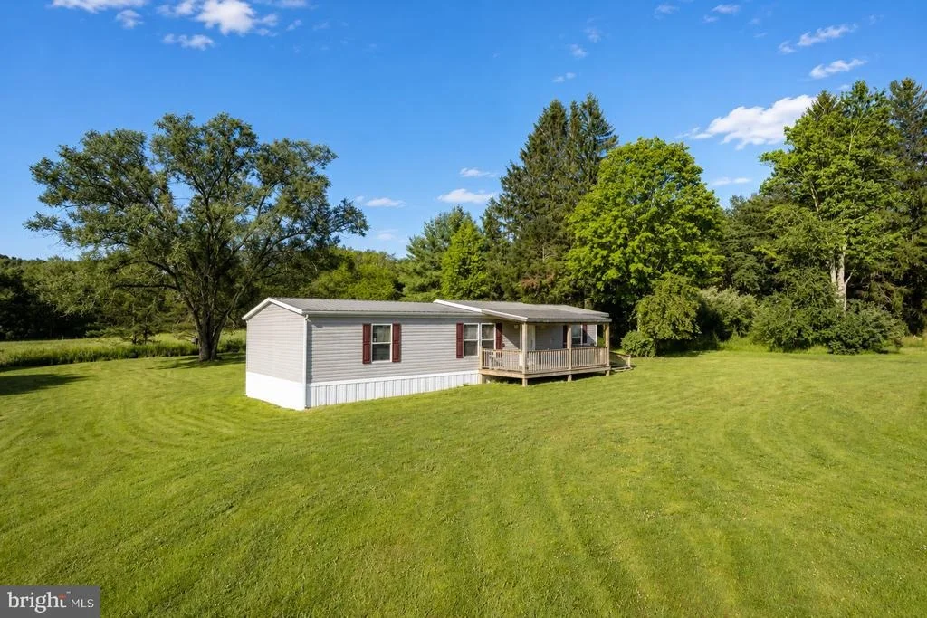 Photo of 635 DENNETT ROAD