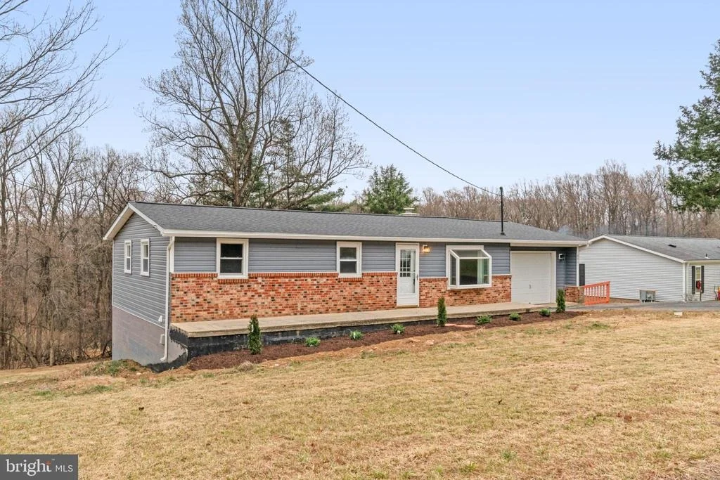 Photo of 6411 FULMER ROAD