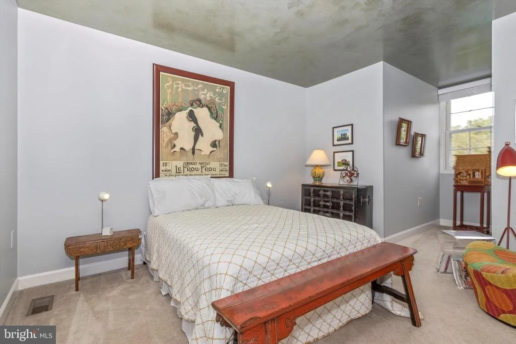 Photo of 833 DUNBROOKE COURT