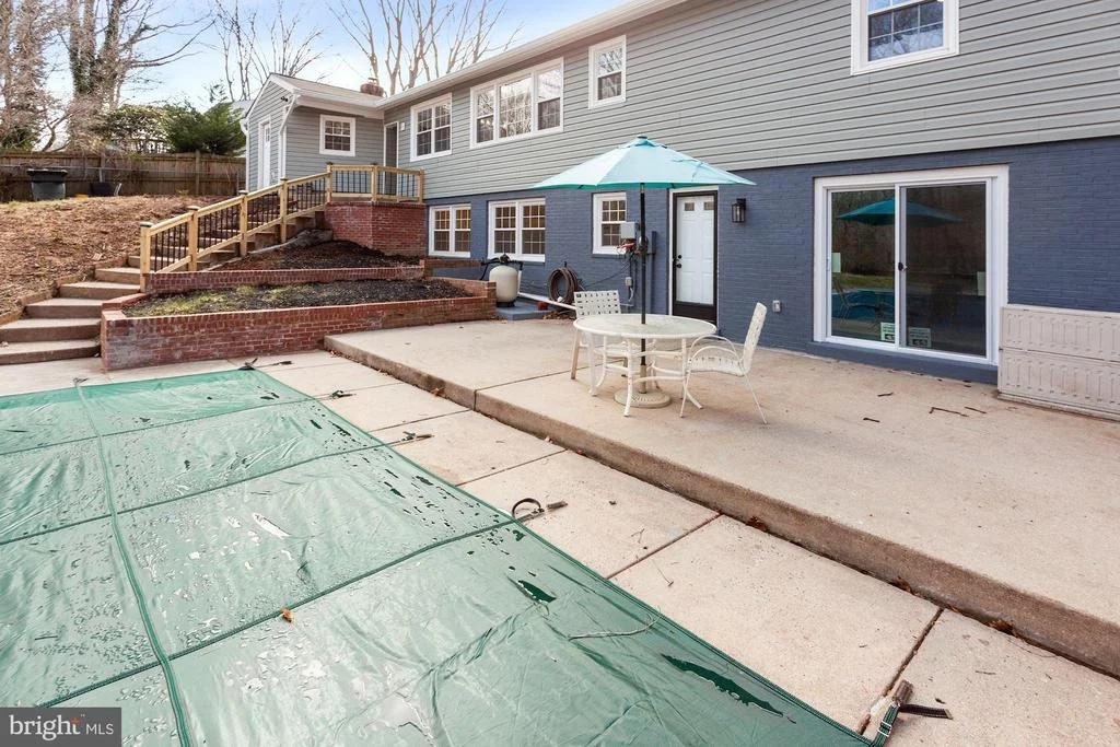 Photo of 6815 GILLINGS ROAD