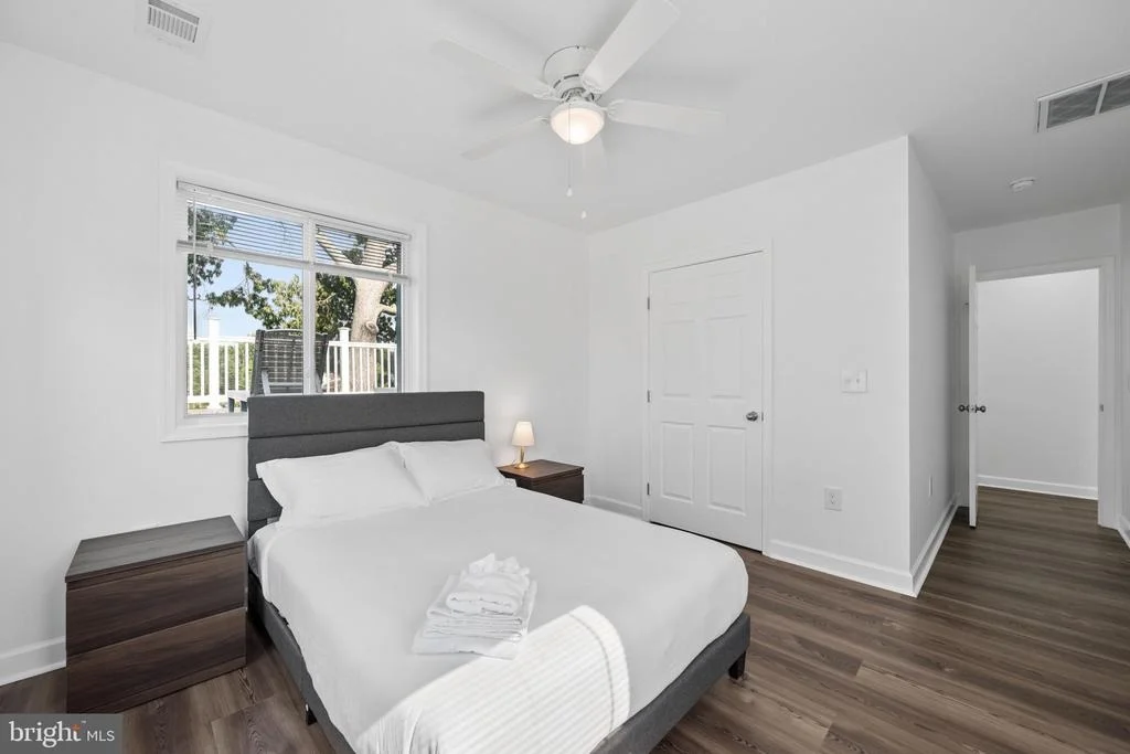 Photo of 456 DEALE ROAD