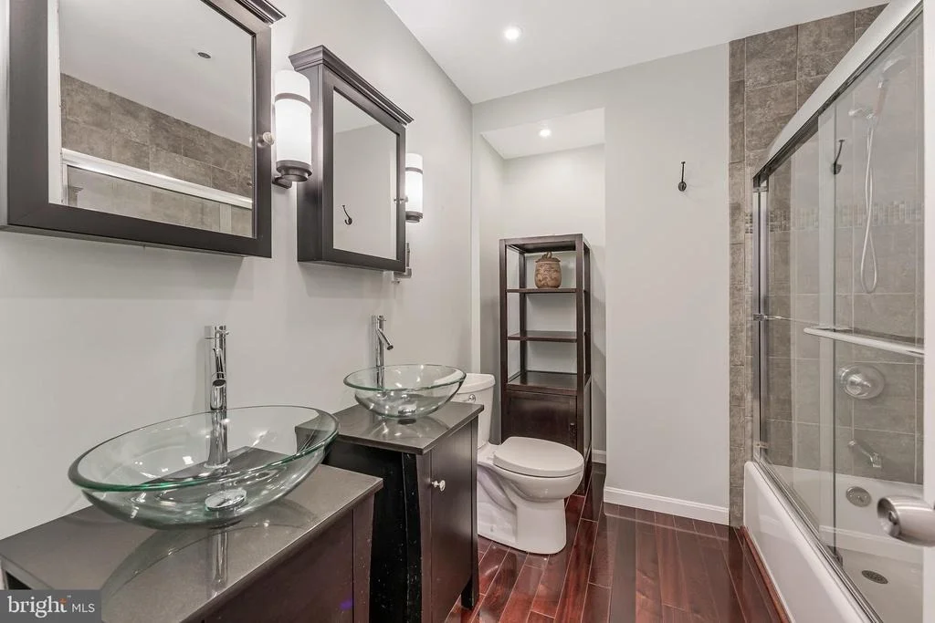 Photo of 1109 DEVON STREET