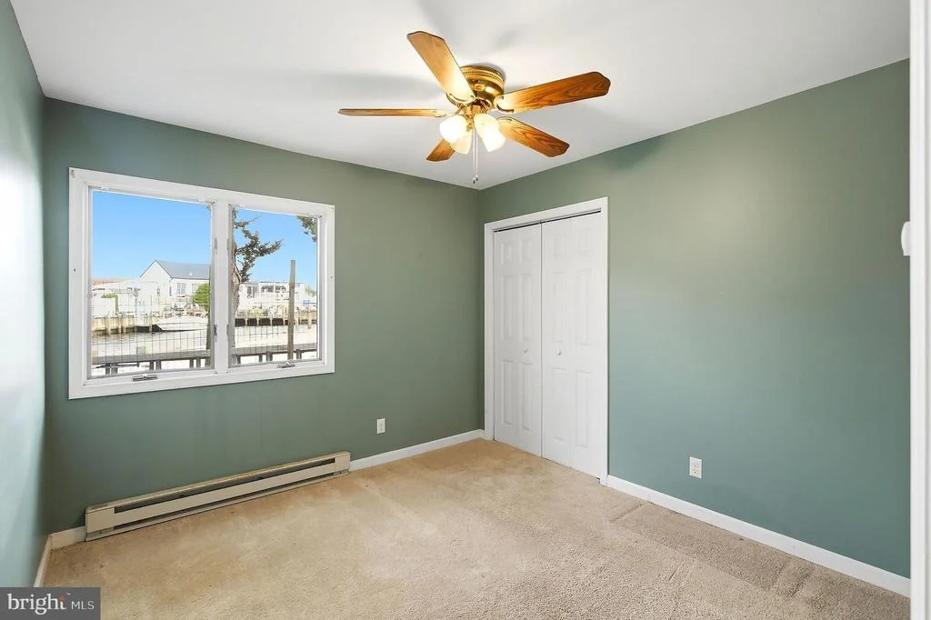 Photo of 72 ROSALYN DRIVE
