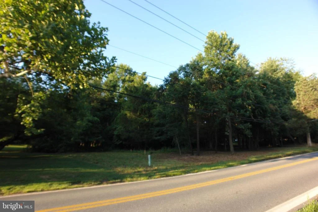 Photo of 8365 WARFIELD ROAD