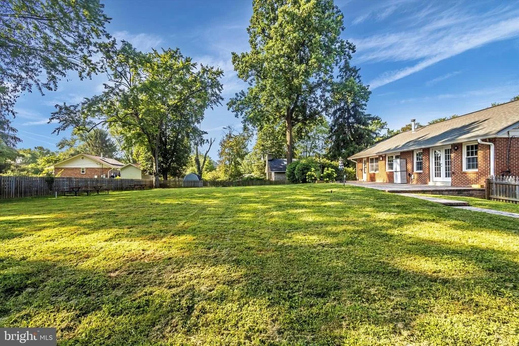 Photo of 17809 PARK MILL DRIVE