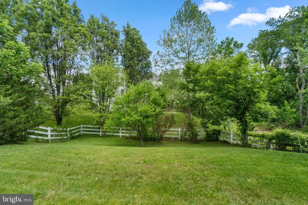 Photo of 6418 ERIN DRIVE