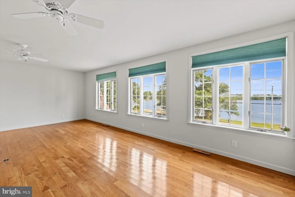 Photo of 20340 SILVER LAKE DRIVE